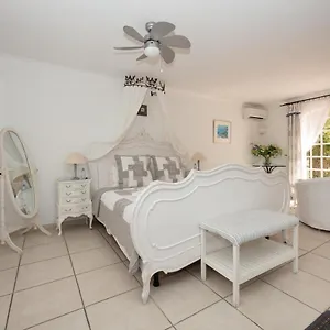https://le-pavillon-de-pampelonne.fr-provencehotel.com